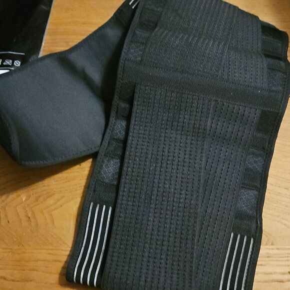 Glofit Black Back Support Belt Men's XL NWT - Picture 6 of 7